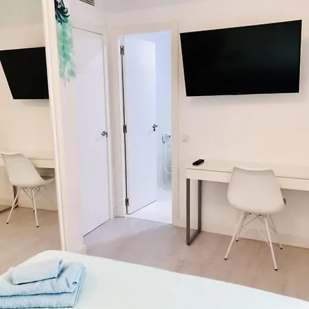 Apartamento Castillo Santa Barbara 아파트